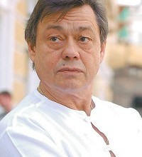 Николай Петрович  Караченцов