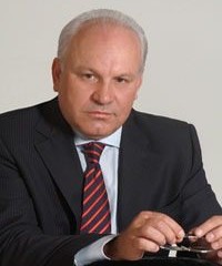 На фото Виктор Михайлович  Зимин