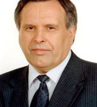 Виктор Иванович  Илюхин