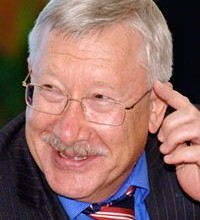Олег Викторович  Морозов